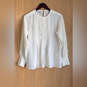 Equipment Femme | SZ Medium | Ivory Silk Pleated Blouse | Button Back Luxury